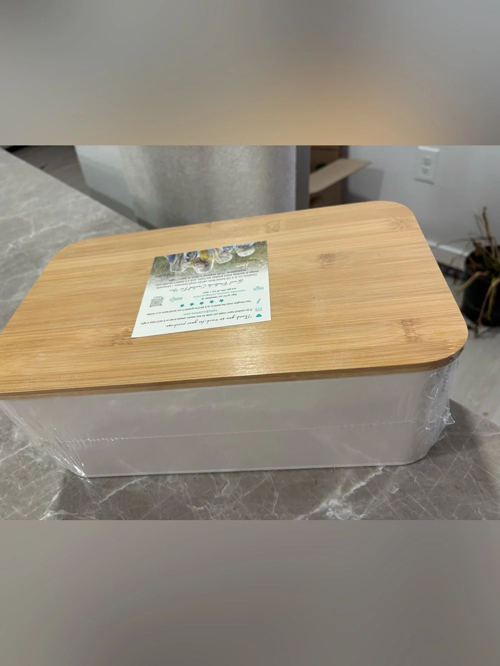 White Bread Box with Bamboo Lid